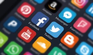 Best Social Media Platforms Ecommerce Scaled 1 300x178